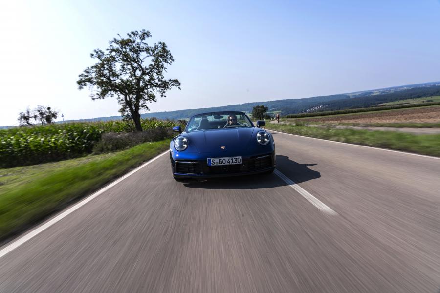  Porsche 911 Carrera Cabriolet (992) 2019 года  (WW) (фото 34 из 62)